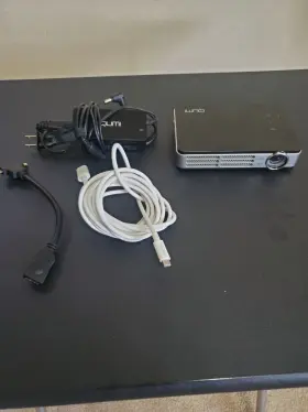 Qumi-q2 Vivitek Qumi Q2-b Led Hd Pocket Projector
