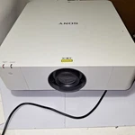 Sony VPL-FHZ61 5100-LUMEN Wuxga Laser 3LCD Projector Untested For. Price: $399.99.